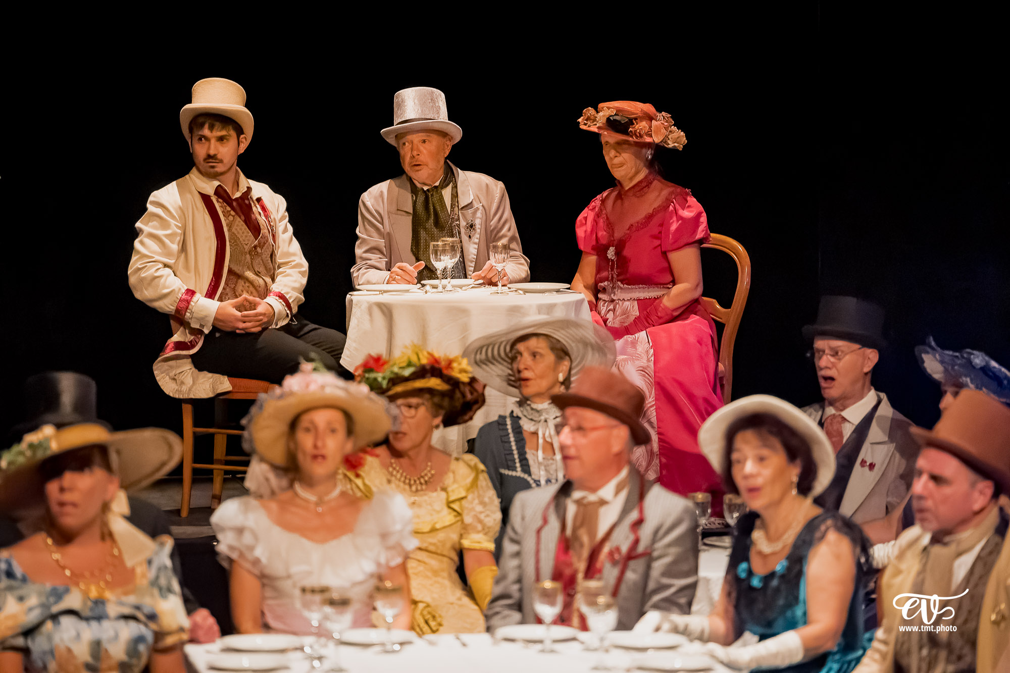 DANS LE SALON DE ROSSINI